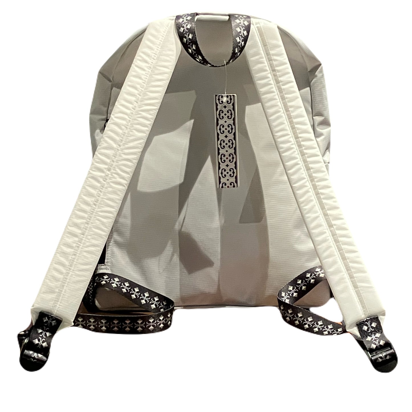 PINNESHIRI 02