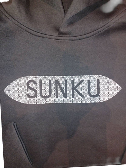 SUNKU CHIPUロゴパーカー